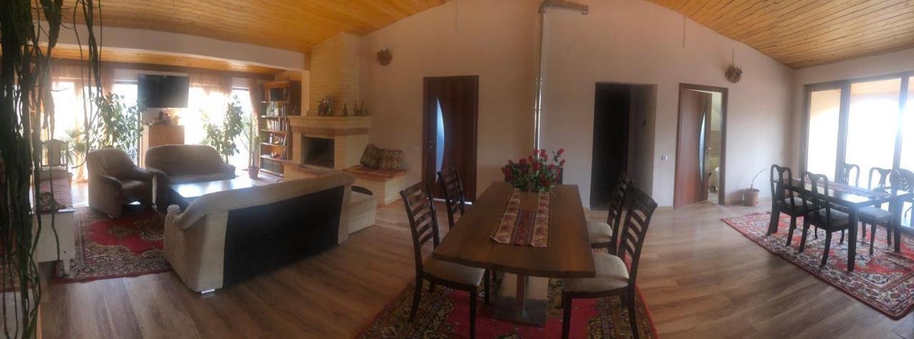 Chez Yvette Bed & Breakfast Garni Exterior foto