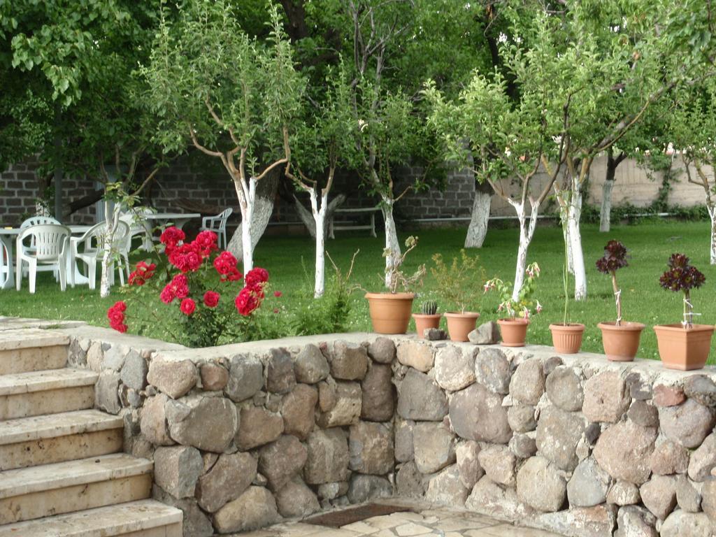 Chez Yvette Bed & Breakfast Garni Exterior foto
